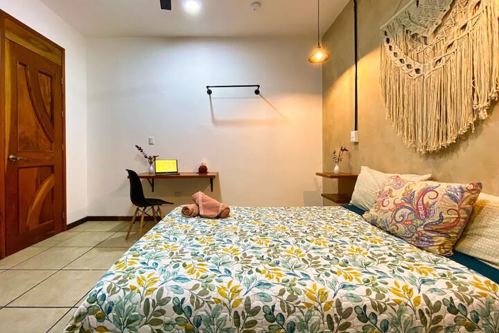 Room 18 of 79