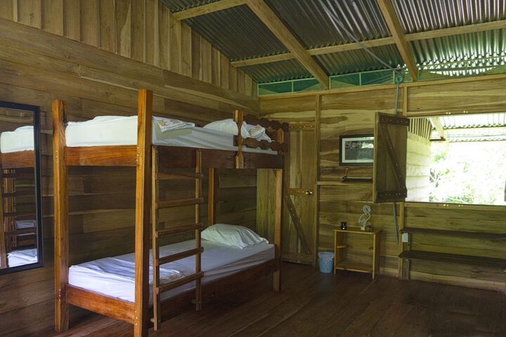 Room 10 of 93