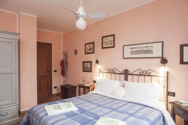 Room 15 of 43