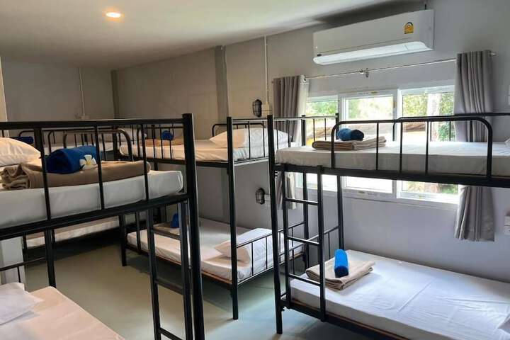 Room 3 of 25