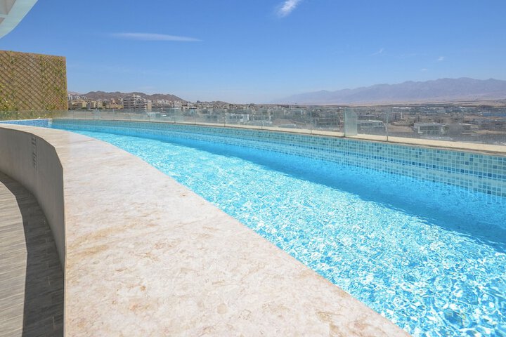 Pool 278 of 315