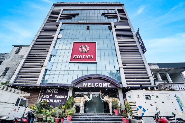 Fabhotel Ss Exotica