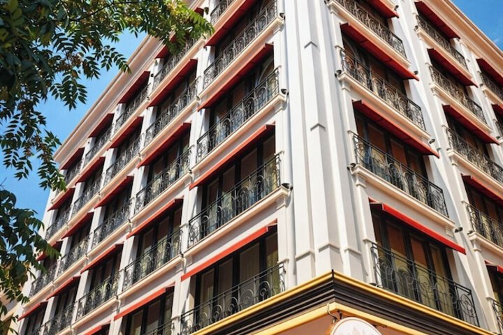 Hotel 16 of 16