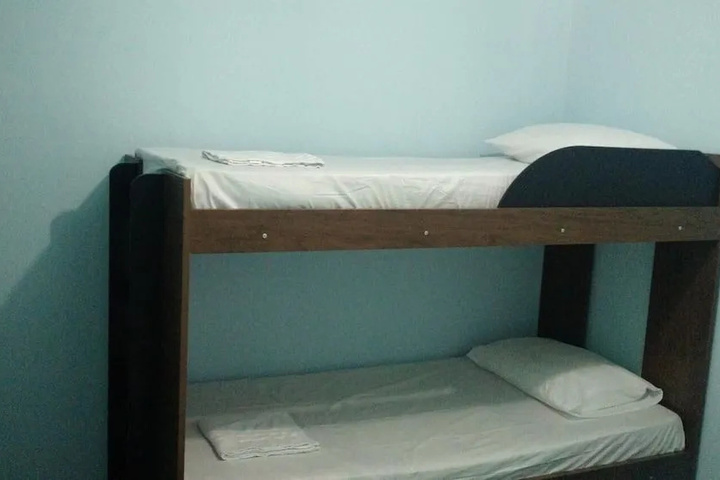 Room 4 of 16