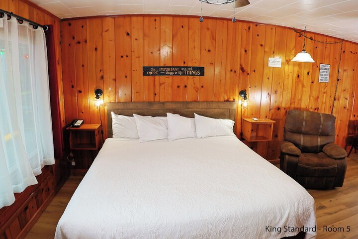 Room 96 of 341