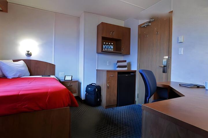 Room 5 of 23