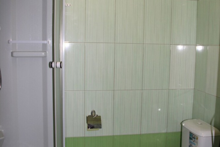 Room 42 of 65