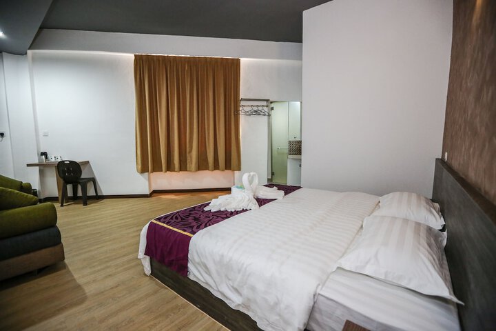 Room 6 of 41