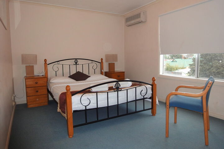 Room 21 of 50