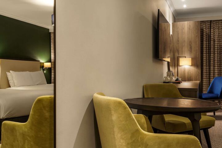 Room 20 of 155