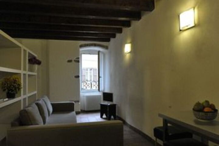 Room 47 of 102