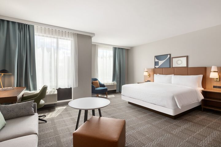 1 King Bed Studio Suite (14 of 31)
