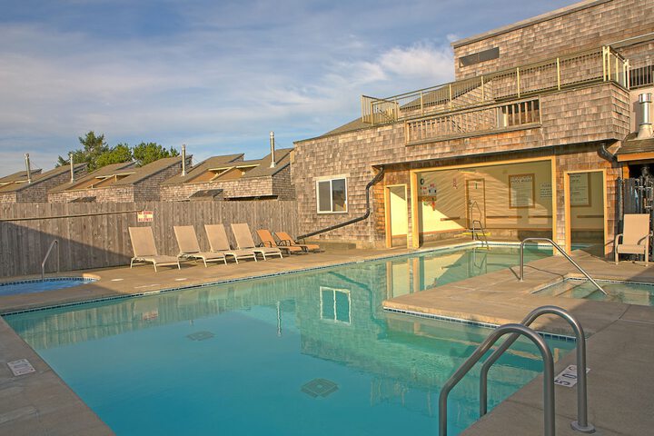 Pool 16 of 42