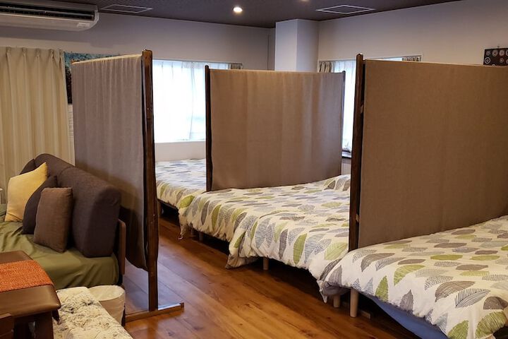 Room 3 of 22