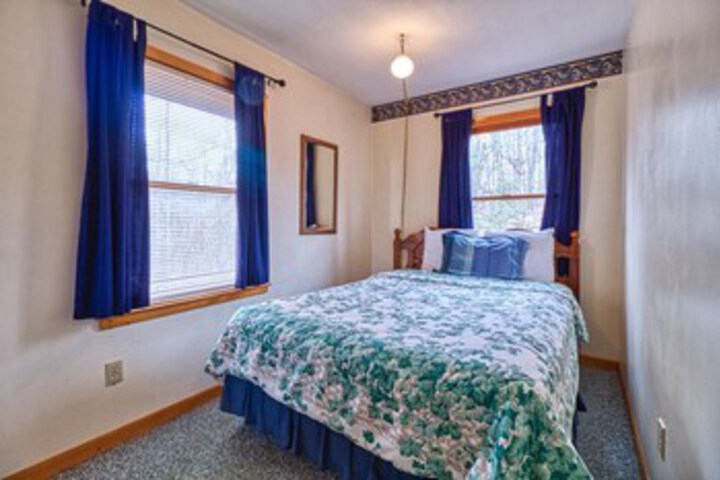 Room 37 of 42