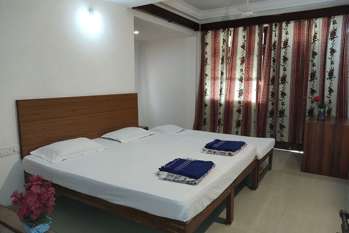 Room 22 of 65