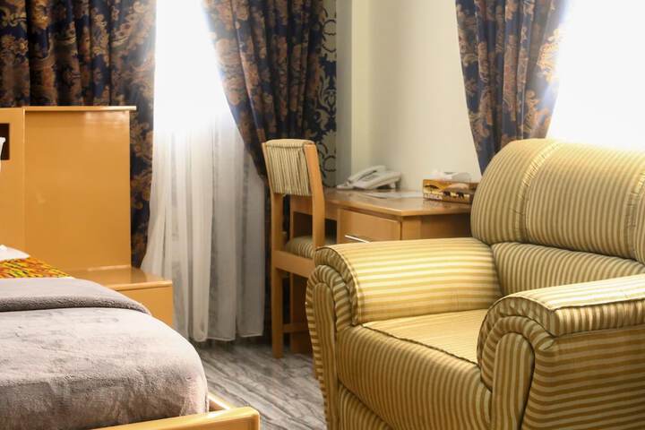 Room 36 of 138
