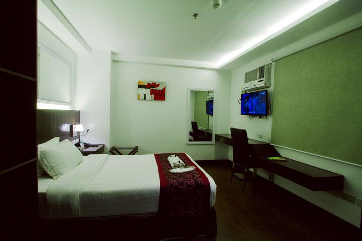 Room 19 of 43