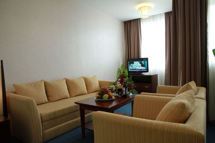 Room 20 of 37