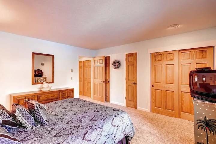 Room 3 of 15
