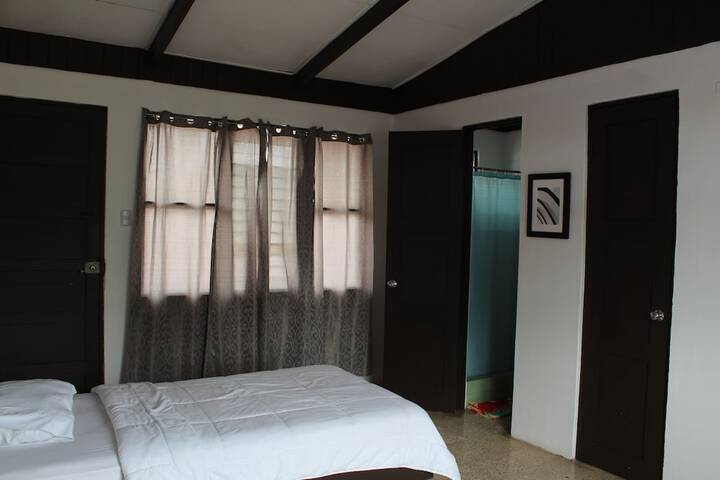 Room 12 of 82