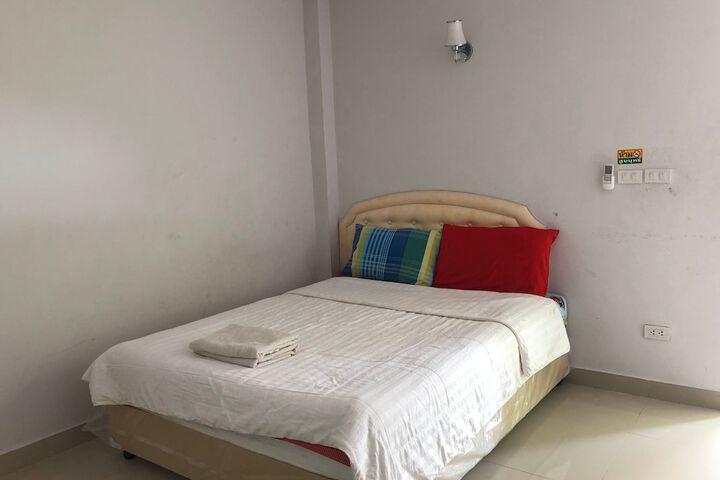 Room 3 of 24