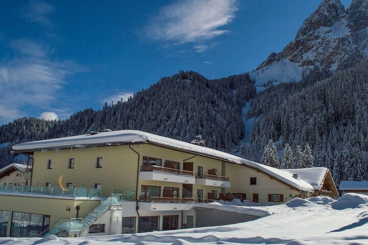 Hotel 135 of 143