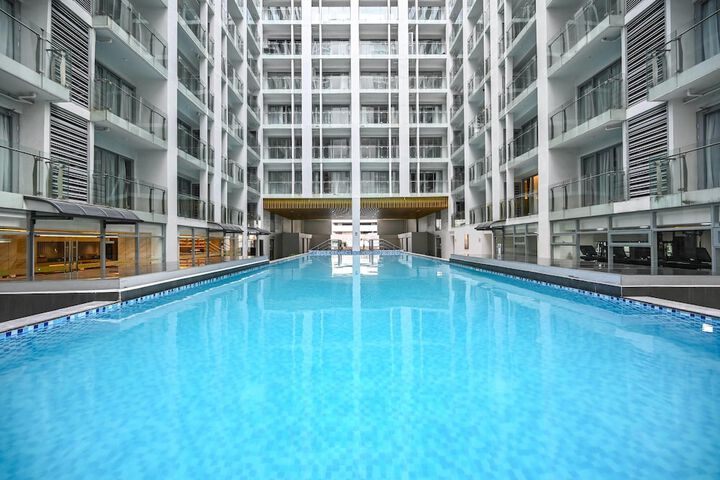 Pool 25 of 60