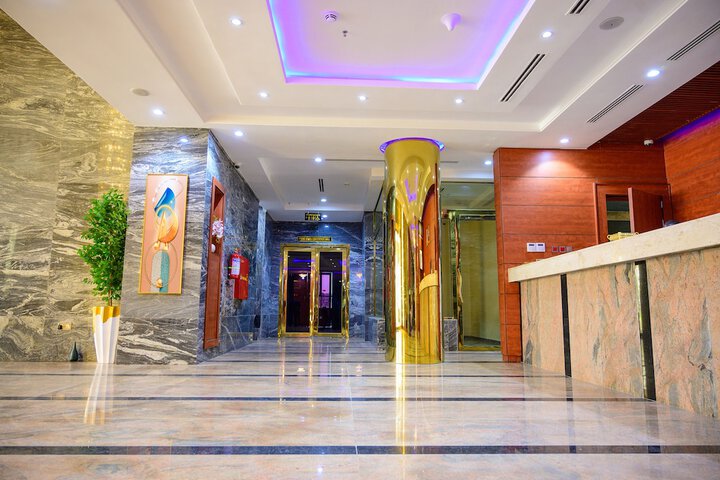 Hotel Interior 127 of 166
