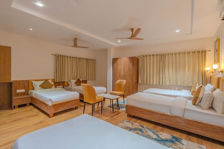 Room 20 of 35