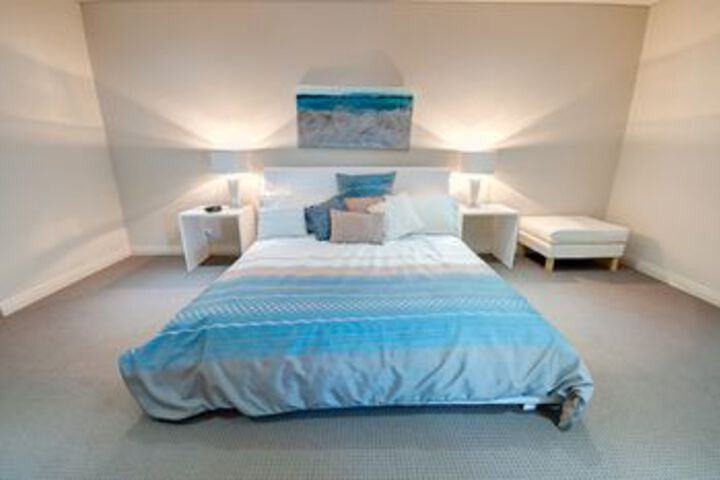 Room 13 of 26