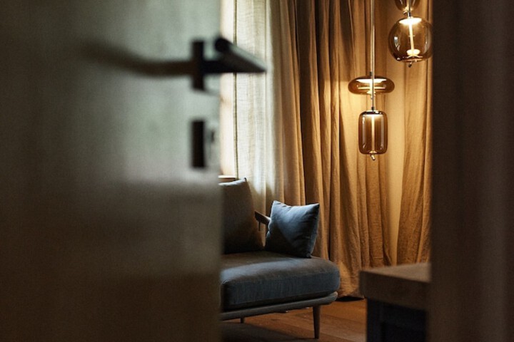 Room 18 of 83