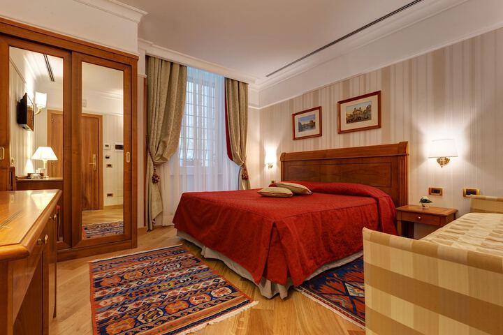 Room 12 of 41