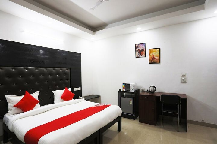 Room 5 of 30