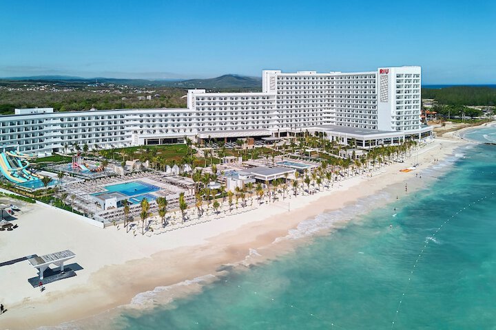 Exterior of Hotel Riu Palace Aquarelle - All Inclusive