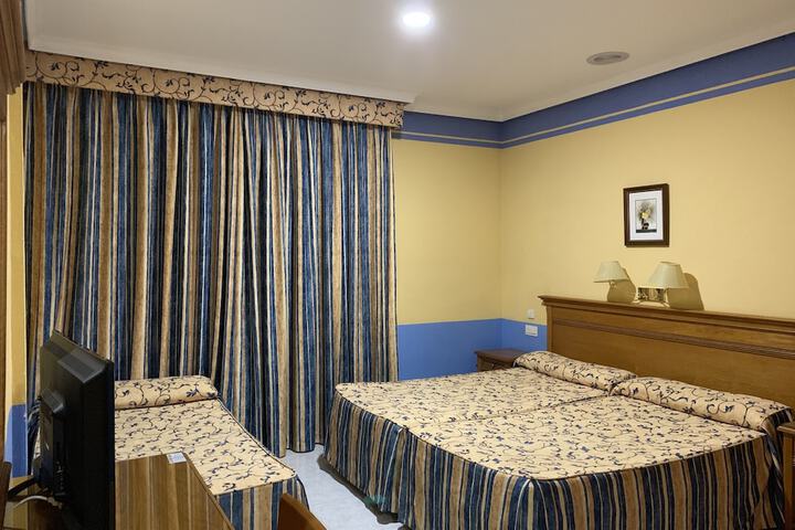 Room 7 of 31