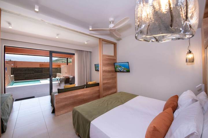Room 52 of 312