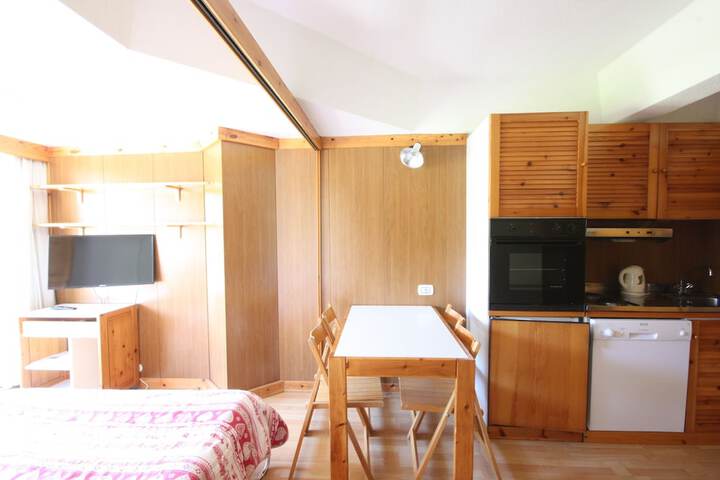 Room 21 of 61