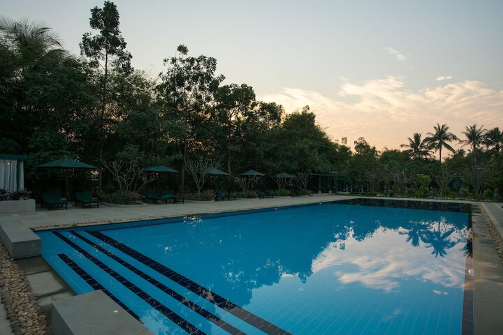 Pool 62 of 105