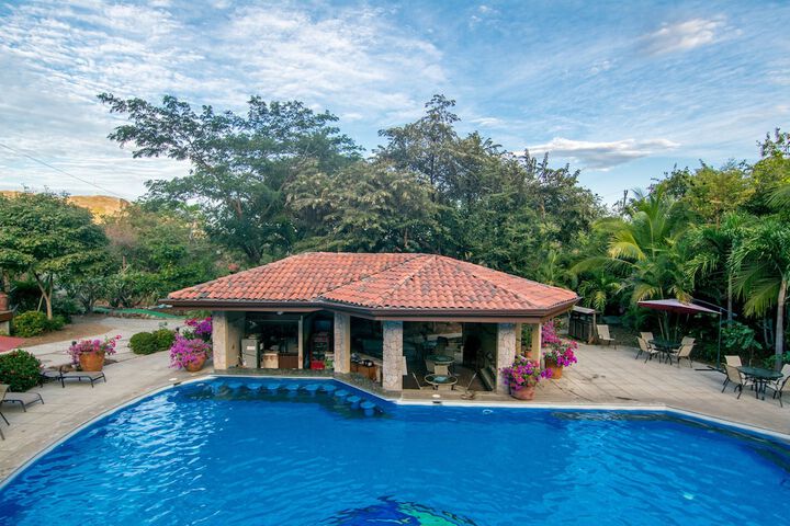 Hotel with Pool