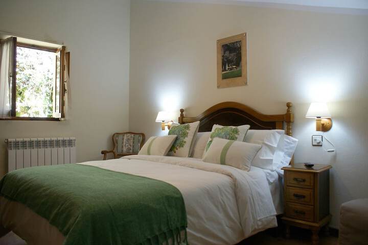 Room 10 of 27