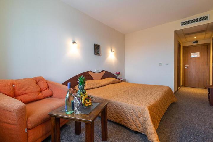 General 54 of 79