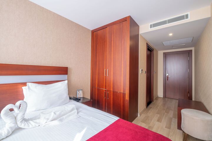 Room 21 of 75