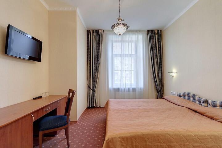 Room 26 of 57
