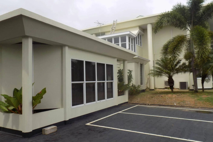 The Mansion Suites