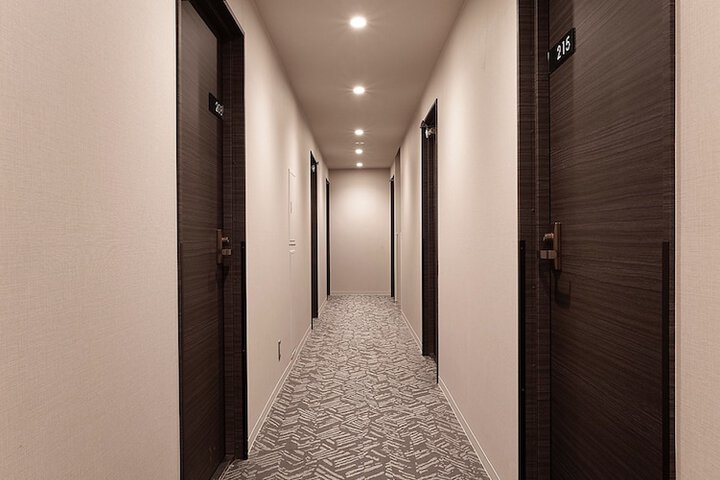 Ballroom/Hall 23 of 27