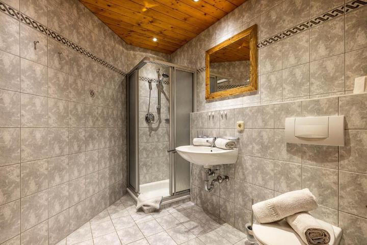 General 68 of 100