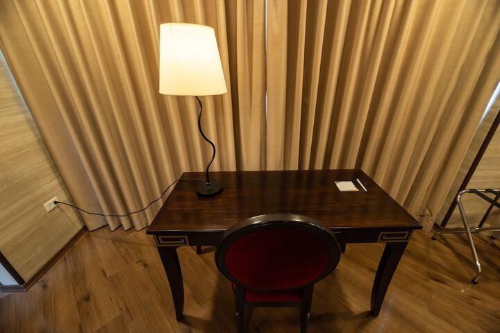 Room 13 of 62