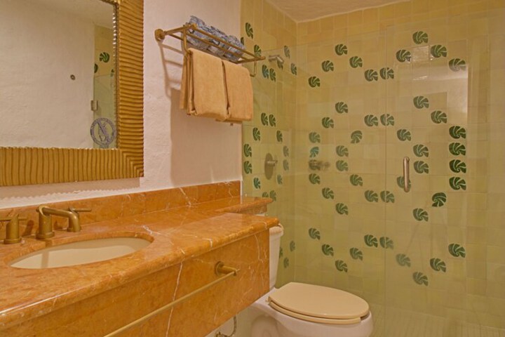 Room 14 of 46