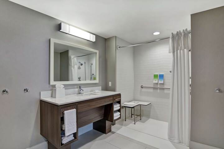 Bathroom shower